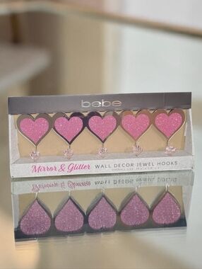 bebe Pink Mirror & Glitter Heart Wall Decor Jewel Hooks